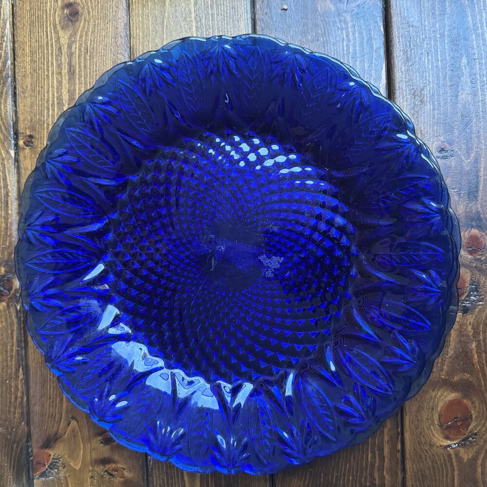 Vintage‎ Cobalt Blue Pressed Glass Dinner Plates Leaf & Diamond Pattern Set of 3